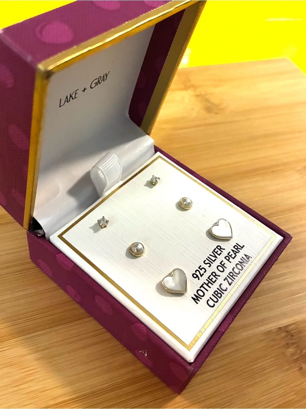 Mother of Pearl & Cubic Zirconia Earring Set - White